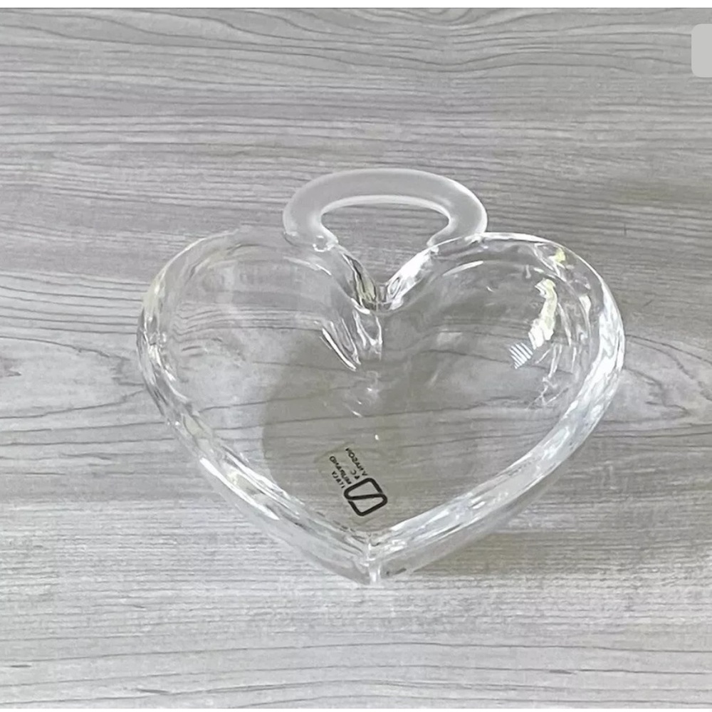 V Nason & Co. Murano Italy Crystal Heart Dish - Picture 1 of 6